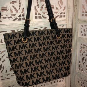 Michael Kors tote